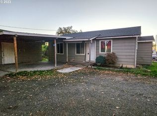 322 1/2 NW 8th Ave, Milton Freewater, OR 97862