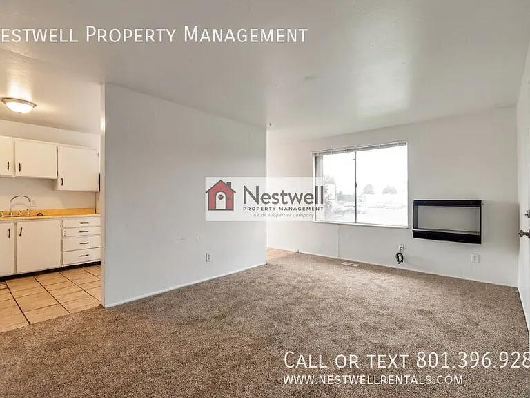 1881 W Lake Park Dr #4 — Photo 6