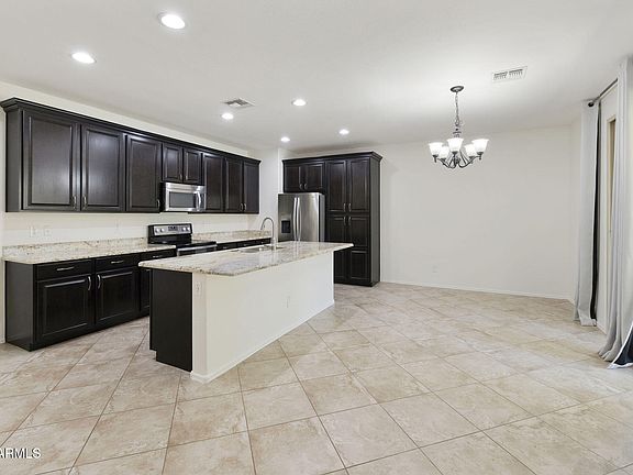 5th image of 3328 E Roland Street