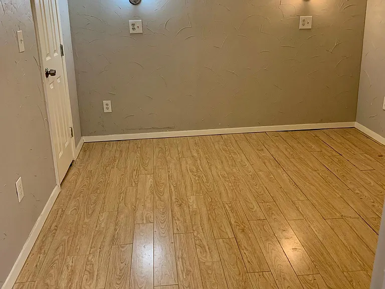 715 W Jefferson Ave — Photo 6