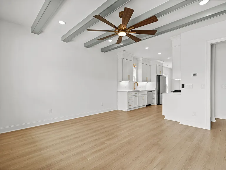 160 Arbor Ridge Cir — Photo 4