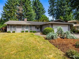 3305 SE Summer Pl, Pt Orchard, WA