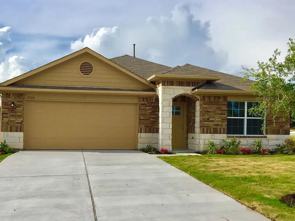 2320 Bettylou Ln