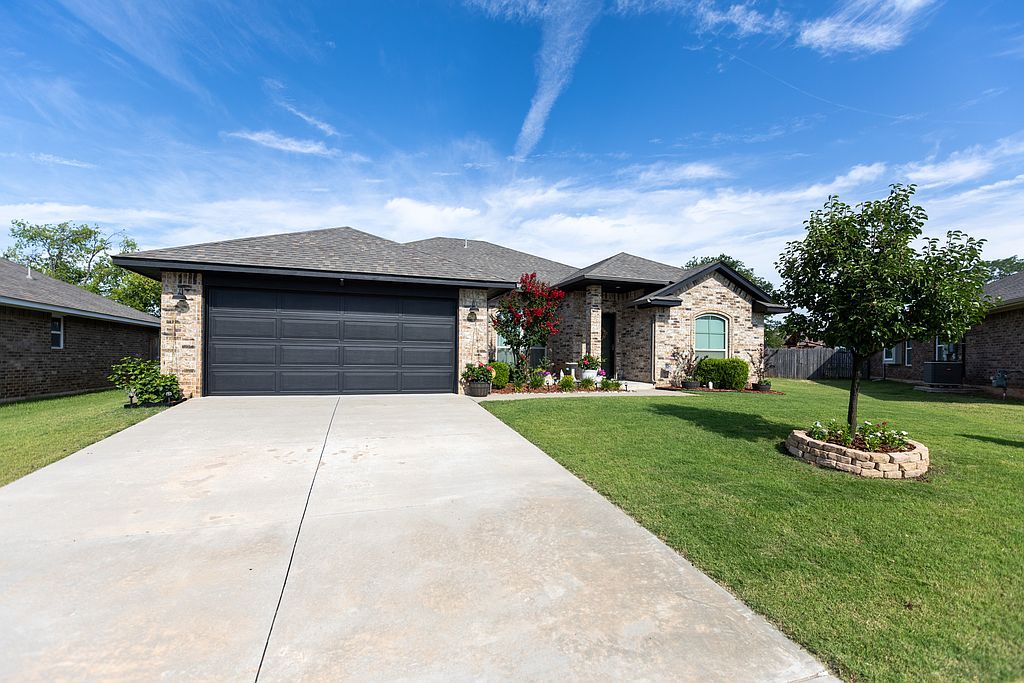 4200 Caracara Ct - Property Image
