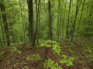 201 Whitetail Dr, Weirton, WV 26062