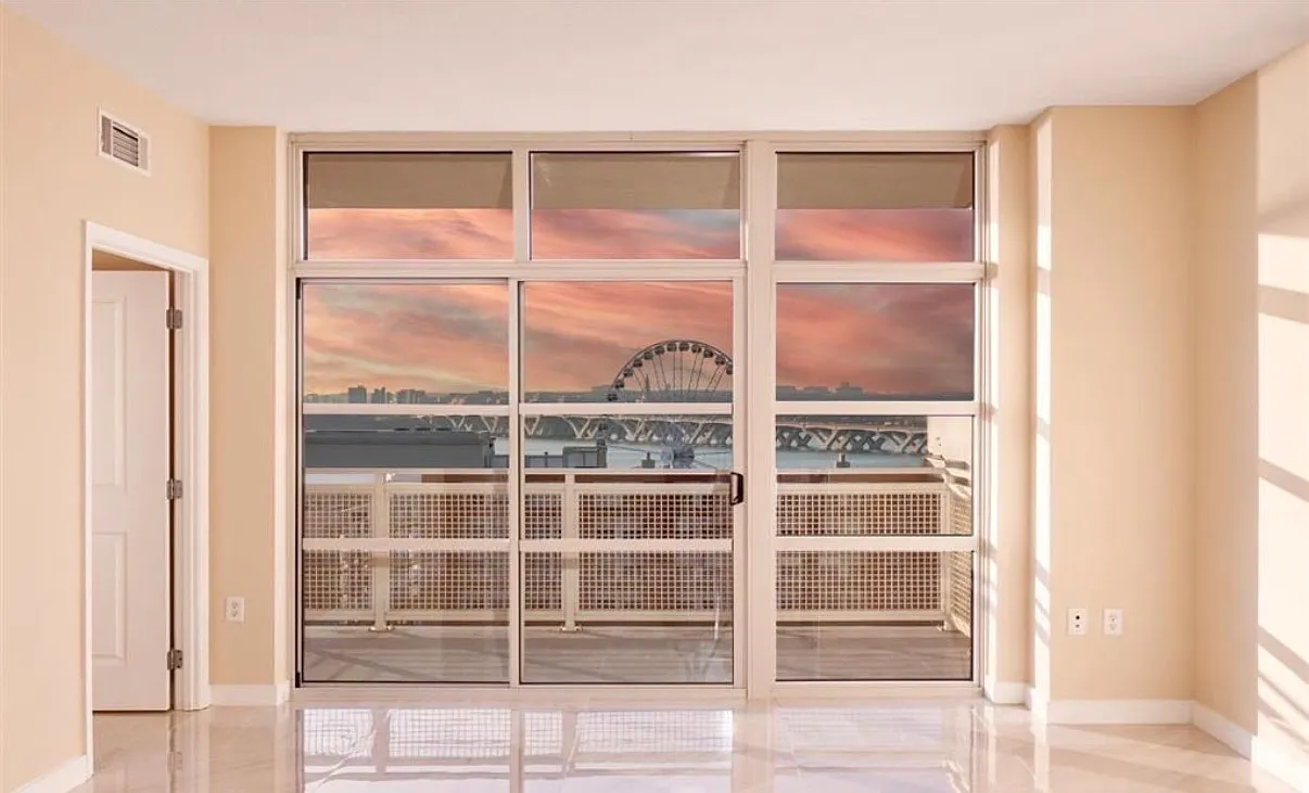 2 bed, 945 sqft, $3,500 — Photo 1