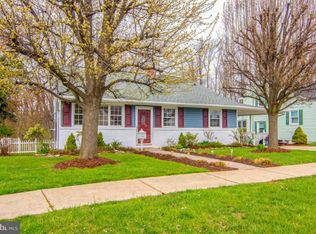 332 Essex Ave, Essex, MD 21221