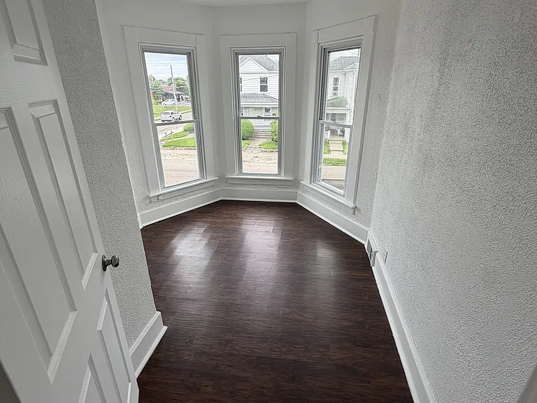 422 W High St #2 — Photo 4