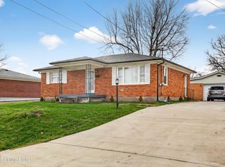 5604 Maco Ln, Louisville, KY 40219