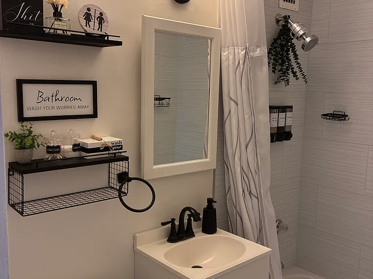 1121 Arlington Blvd #720 — Photo 17