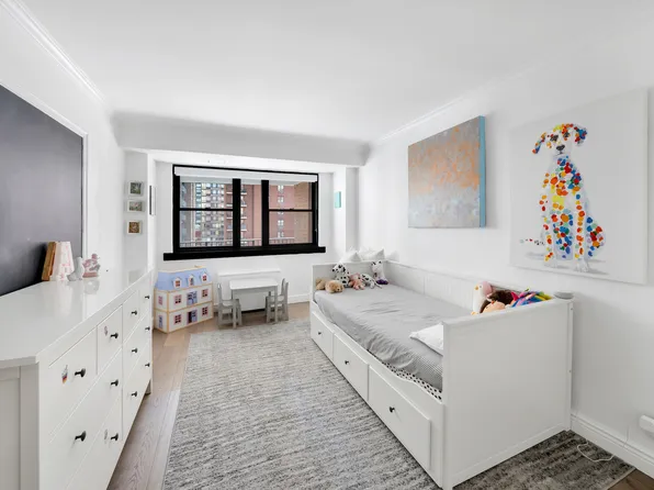 235 East 87th Street image 6 of 10