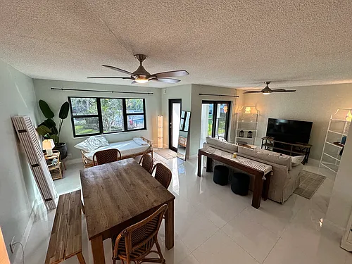 900 River Reach Dr Photo 1