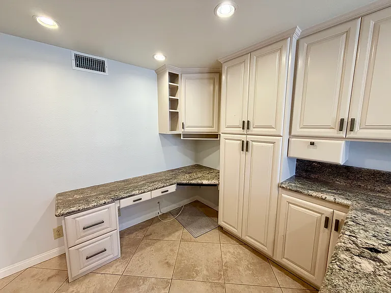 319 Spinnaker Way — Photo 10
