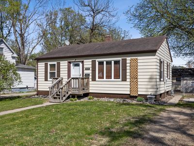 1509 9th St N, Fargo, ND, 58102