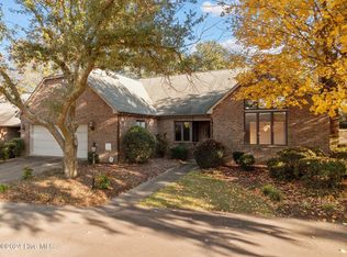 2 Chalford Pl, Pinehurst, NC 28374