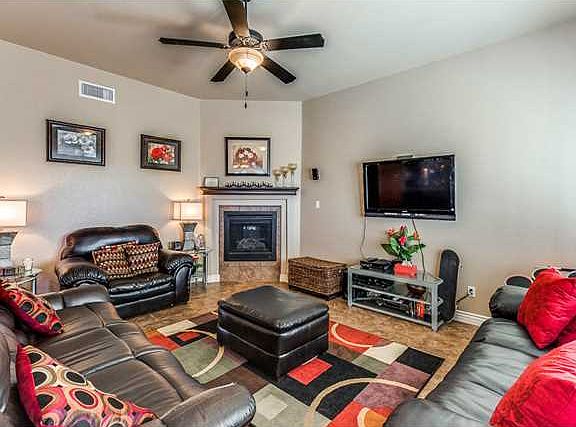2nd image of 5569 Dennis Cavin Ln
