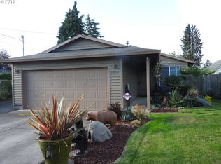 8054 SE Malden St, Portland, OR 97206