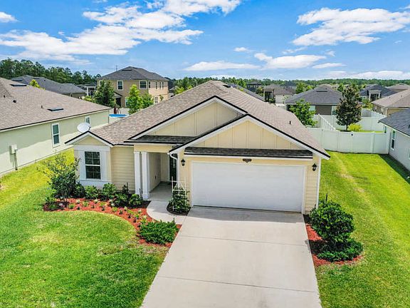 3rd image of 1817 Cherry Creek Way