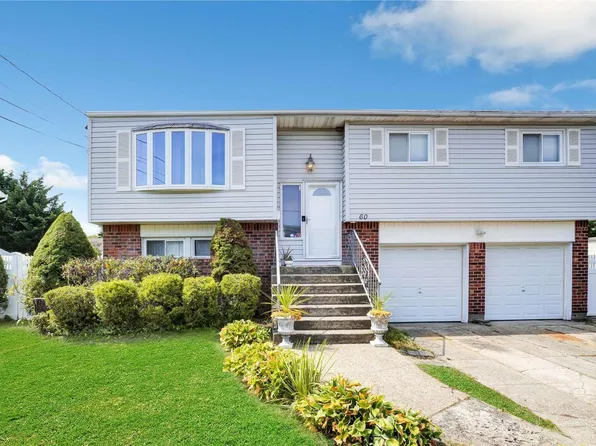 60 Babylon Avenue, West Islip, NY 11795