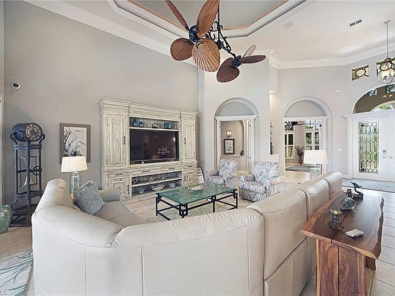 5th image of 2313 SW 52nd St