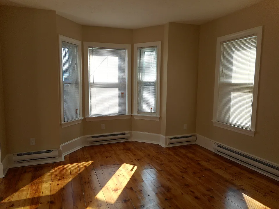 17 Pembroke St #1
