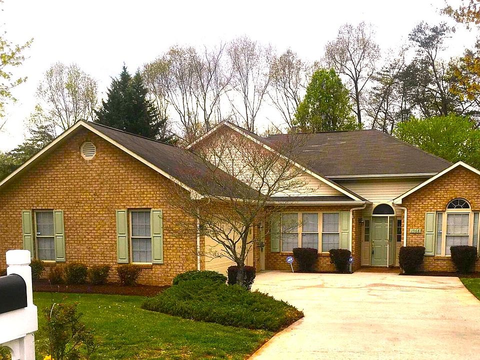 1st image of 1568 Rosewalk Ln SE