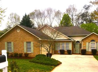 1568 Rosewalk Ln SE, Roanoke, VA 24014