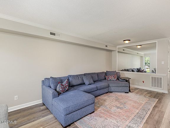 2nd image of 3102 Cashwell Drive #8