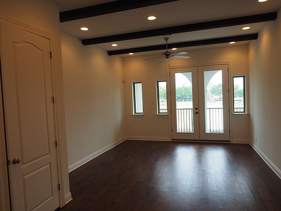 living room facing the Mazal Ln, a dead end street only for the subdivision