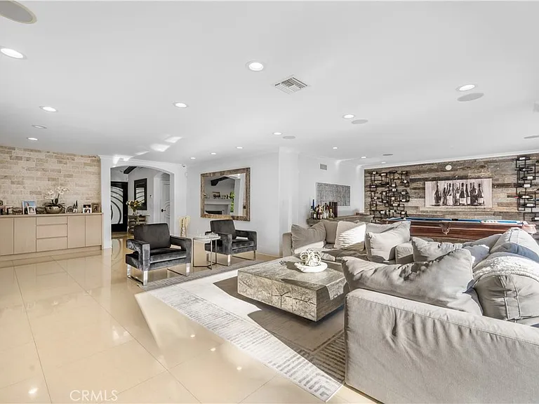3677 Eddingham Ave — Photo 8