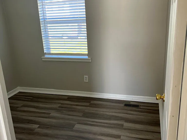 927 Chinchona Dr — Photo 18