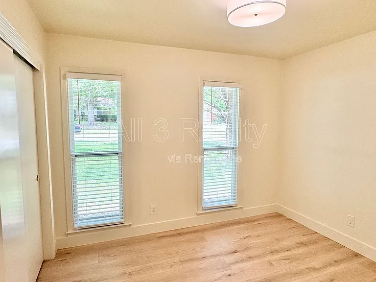 3224 Little John Dr — Photo 18