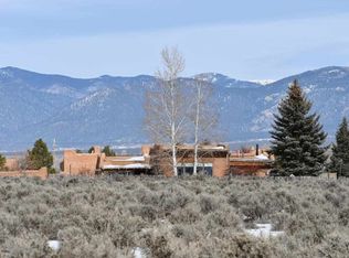 4 Painter Rd, El Prado, NM 87529