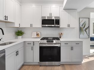 19 George St #3A, Somerville, MA 02145