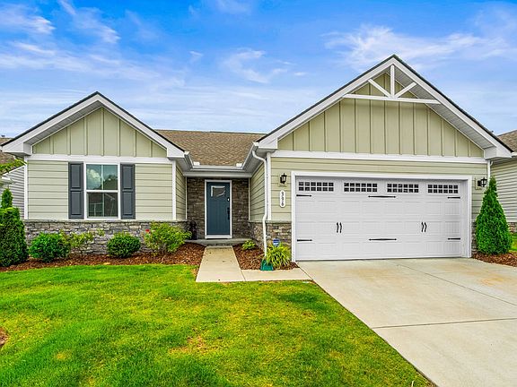 3rd image of 396 Streamview Dr