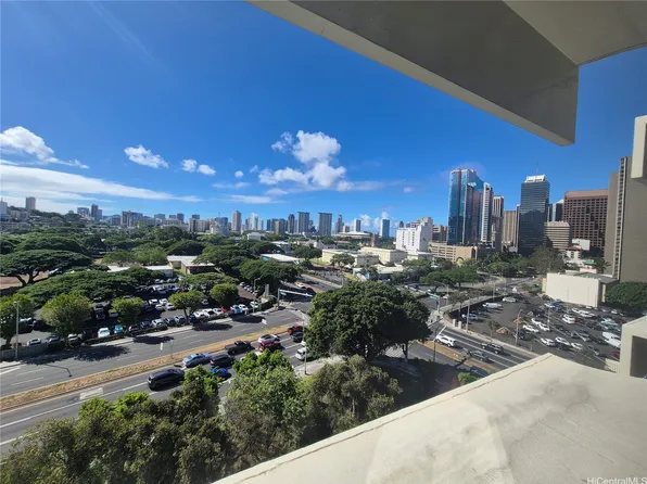 1511 Nuuanu Ave APT 935, Honolulu, HI 96817