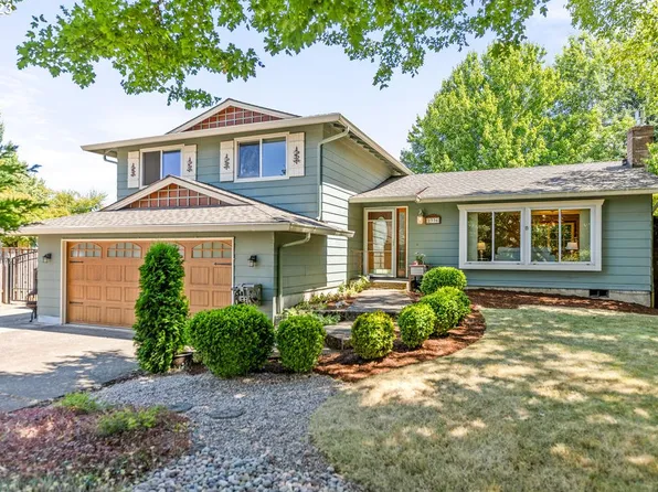 2336 SW Sundial Ave, Troutdale, OR 97060