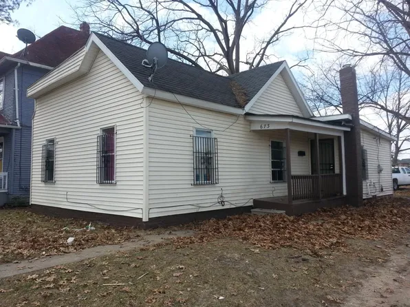 673 Lawndale Ave, South Bend, IN 46628