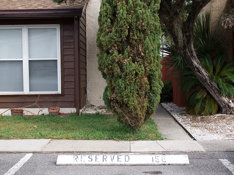 1561 Arcadia Dr — Photo 17