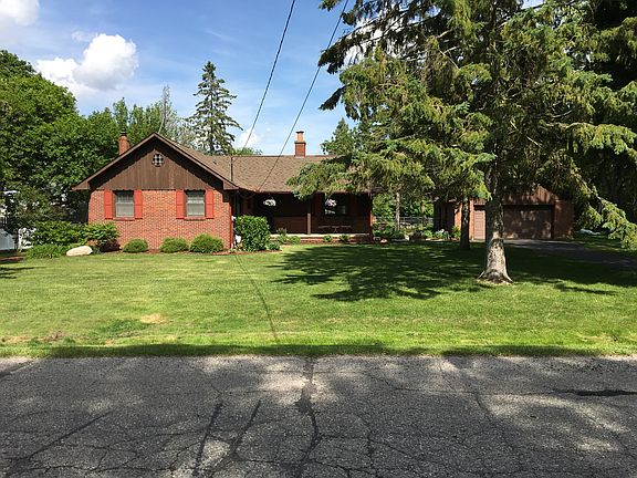 2nd image of 3025 Connecticut St