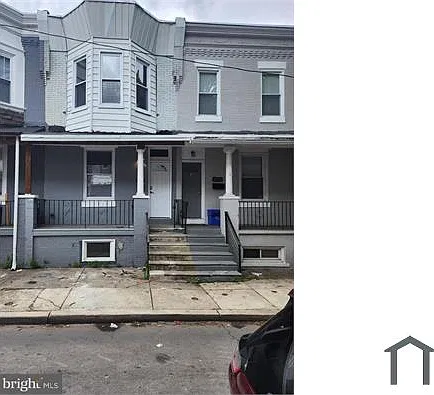 3 bed, 1050 sqft, $1,500 — Photo 1
