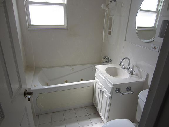 5th image of 2485 Ohio Ave