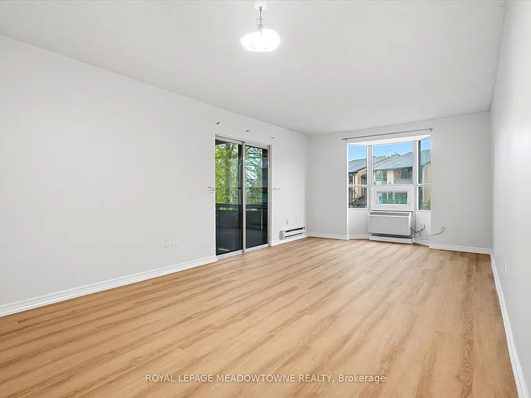 3835 Lake Shore Blvd W #207 — Photo 9
