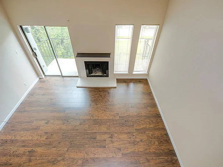 10811 Richmond Ave #19 — Photo 1