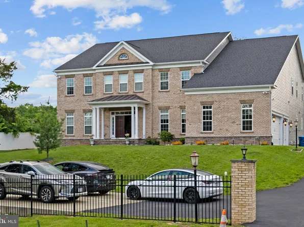 7018 Centreville Rd, Centreville, VA 20121