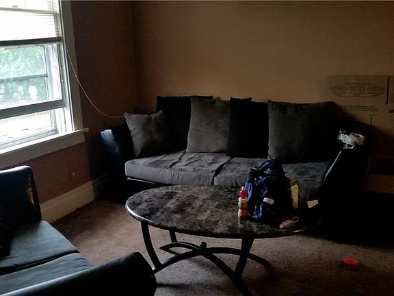 4th image of 206 Saranac Ave Uppr #