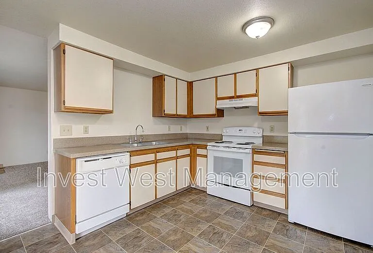 1861 Kingsley Rd #77 — Photo 4