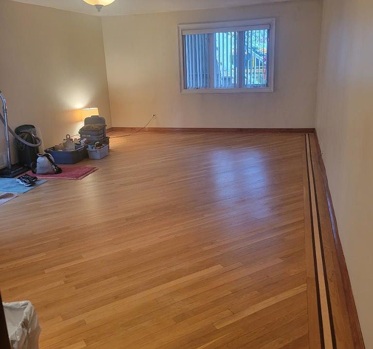 2nd image of 194 Jefferson Ave #2