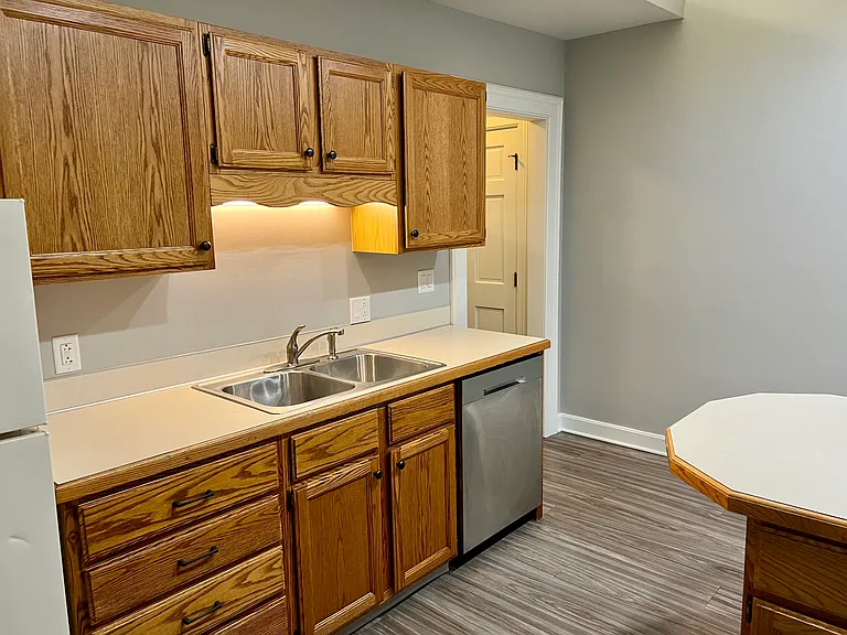 534 Wealthy St SE #2 — Photo 14