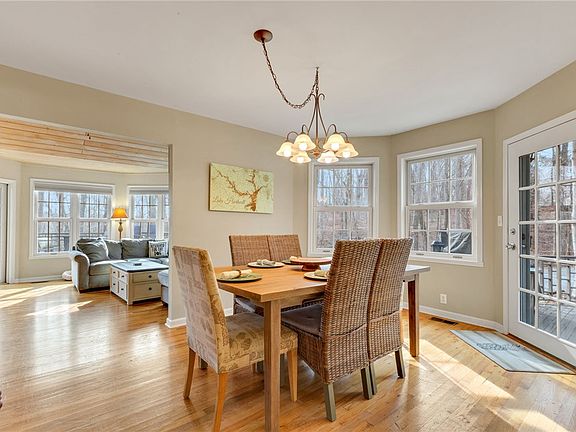 12th image of this home